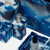 Tauben- und Pudel-Bahia-Taschentuchbox in Blau